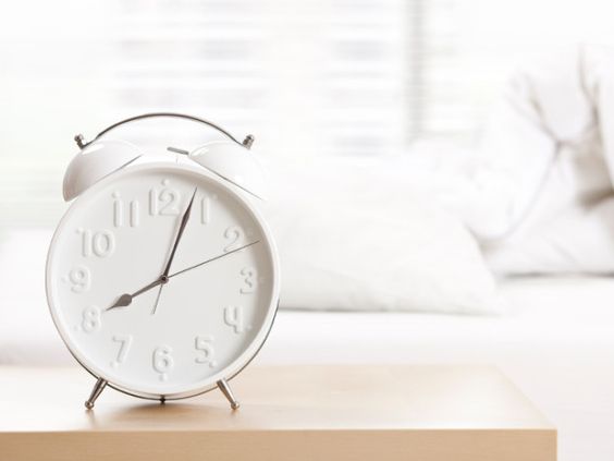 Cách xin phép đến muộn hoặc nghỉ trong giao tiếp công sở hàng ngày Cách xin phép đến muộn hoặc nghỉ trong giao tiếp công sở hàng ngày