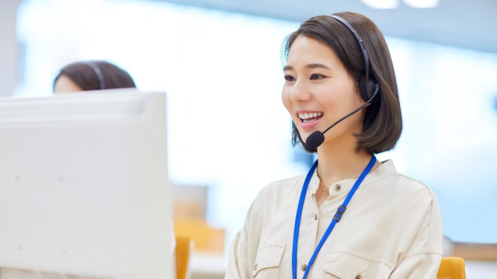 Bí Quyết Chinh Phục IELTS Listening: Hành Trang Đạt Band Điểm Cao Bí Quyết Chinh Phục IELTS Listening: Hành Trang Đạt Band Điểm Cao